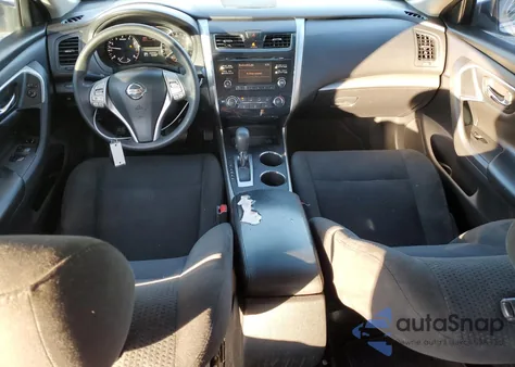 2015 Nissan Altima 2.5 z USA, uszkodzony, nr VIN 1N4AL3AP3FC576283